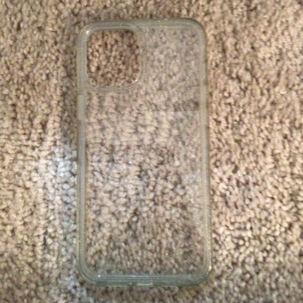 Clear glitter otter box iPhone 12 Pro Max case